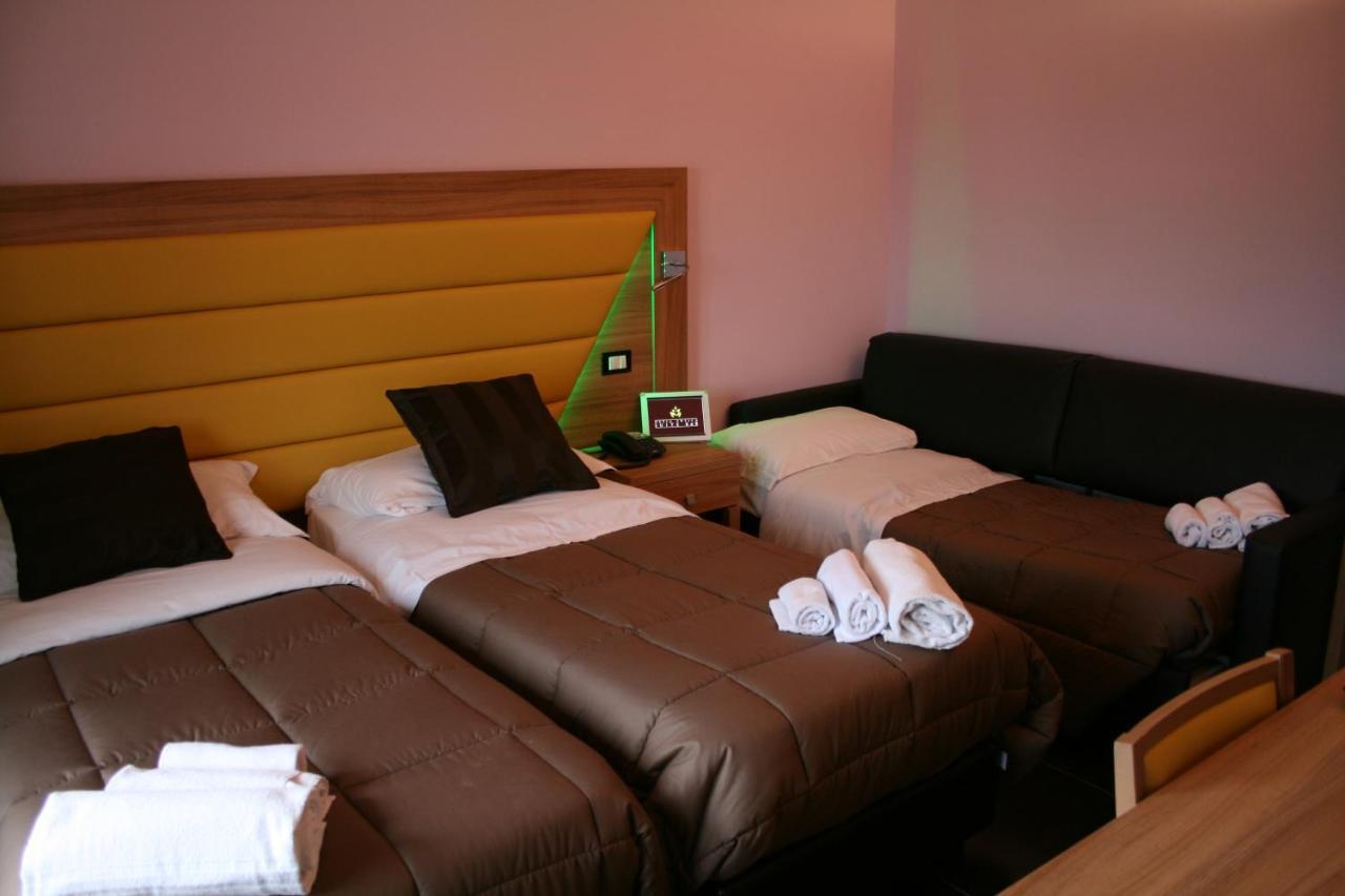 Ostia Antica Suite B&B Bagian luar foto